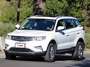 foto Geely X7 Sport