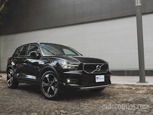 foto Volvo XC40 T5 R-Design AWD (2020)