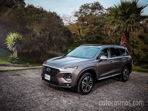 foto Hyundai Santa Fe 2.0L Turbo Limited Tech nuevo color A elección precio $700,400