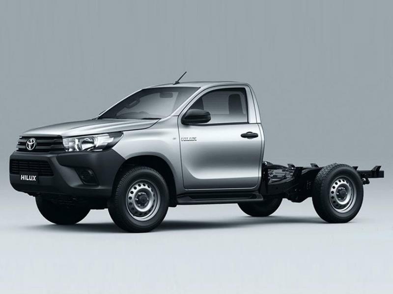 foto Toyota Hilux 4X2 Cabina y Chasis DX 2.4 TDi nuevo color A elección precio $2.284.300