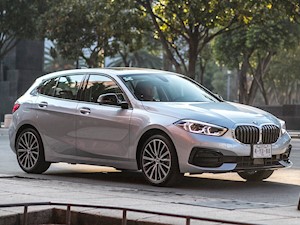 foto BMW Serie 1 5P 118iA M Sport nuevo color A elección precio $629,900