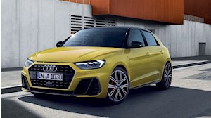 foto Audi A1 Sportback 30 Urban S-Tronic nuevo color A elección precio $399,900