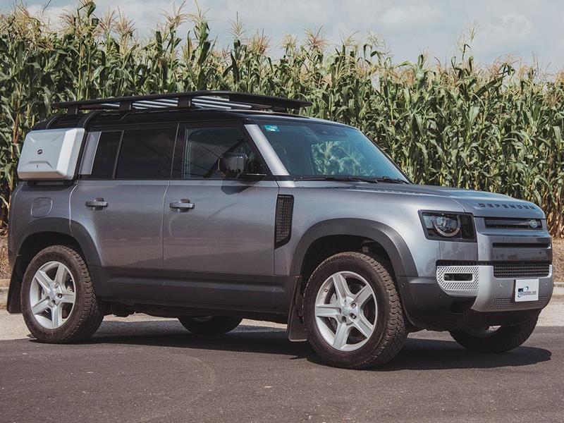 Land Rover Defender 110 Standard P400 MHEV nuevo color A eleccion precio $1,282,450