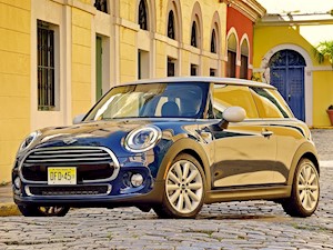 foto MINI Cooper Pepper 1.5 3P Aut (2020)