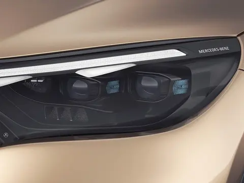 Mercedes EQE