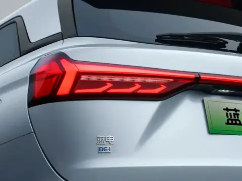 DFSK E5