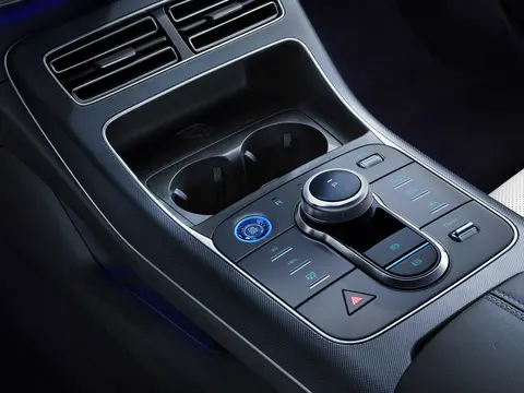 BYD King DM-i