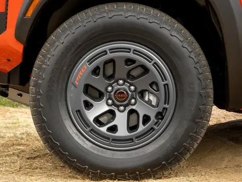 Nissan Frontier Pro-4X V6