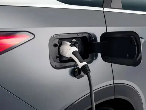 JAC 6 PHEV