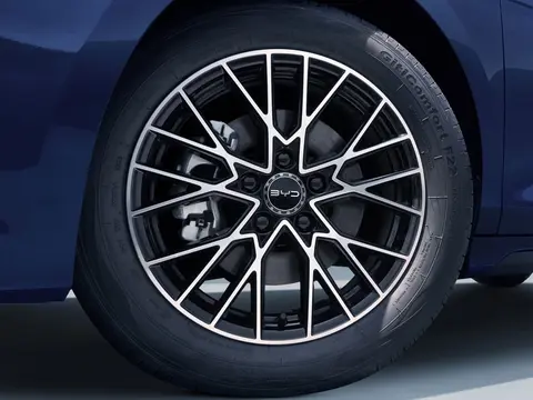 BYD King DM-i