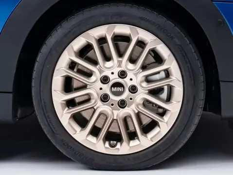 MINI 5 Puertas