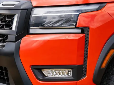 Nissan Frontier Pro-4X V6