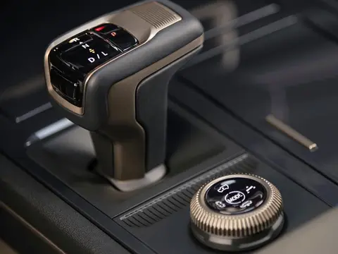 GMC Hummer EV SUV