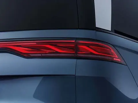 BYD M9
