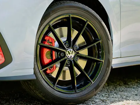 volkswagen jetta-gli