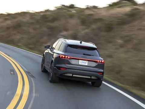 Audi SQ6 e-tron