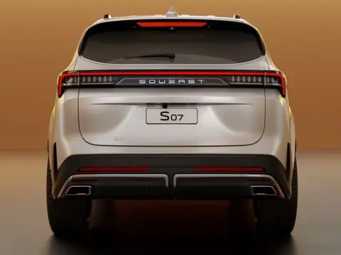 Soueast S07