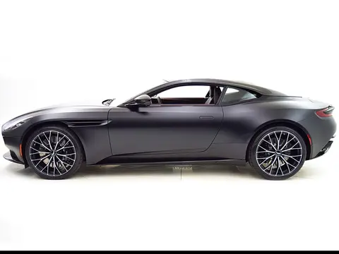 Aston Martin DB11