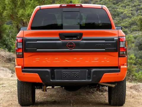 Nissan Frontier Pro-4X V6