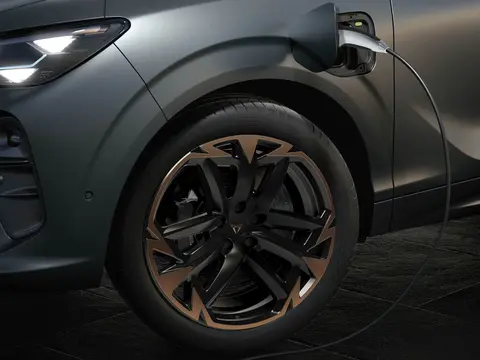 CUPRA Terramar  PHEV