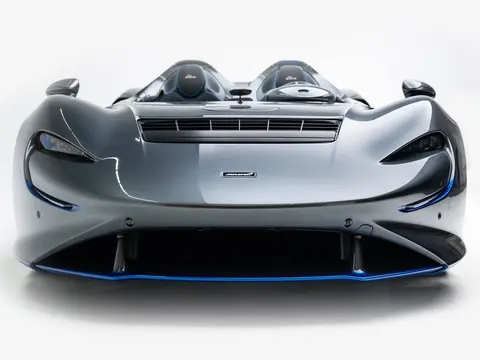 McLaren Elva