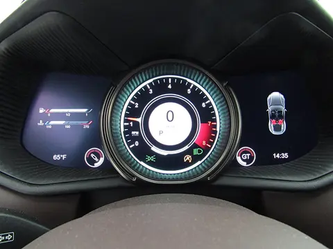 Aston Martin DB11