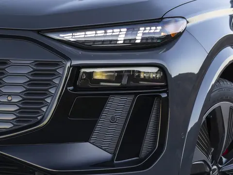 Audi SQ6 e-tron