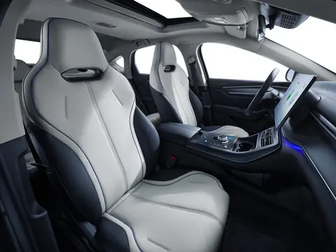 BYD King DM-i