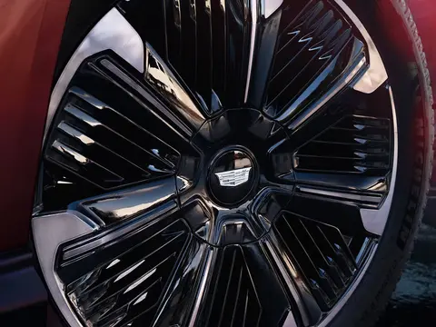 Cadillac Escalade IQ