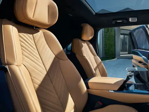 Cadillac Escalade IQ