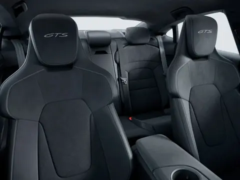 Porsche Taycan GTS