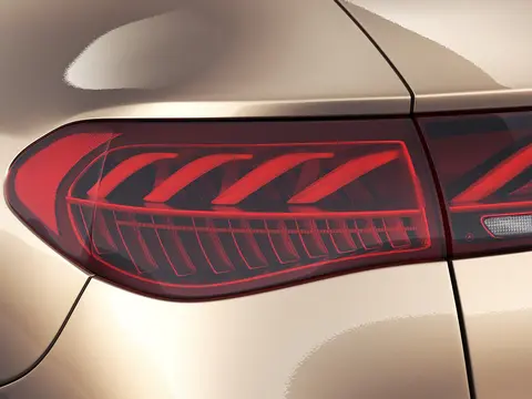 Mercedes EQE
