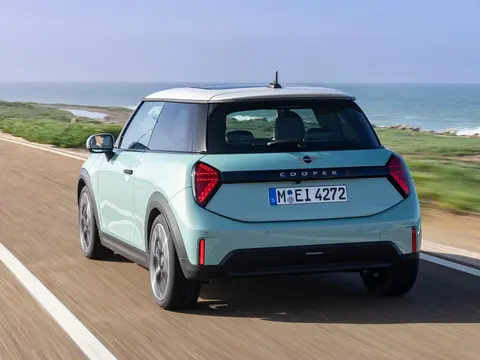 MINI 3 Puertas