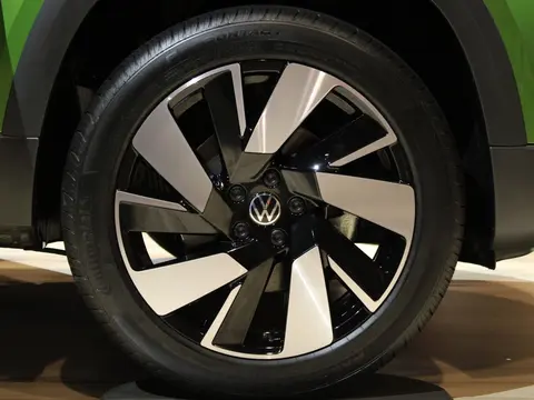 volkswagen taos