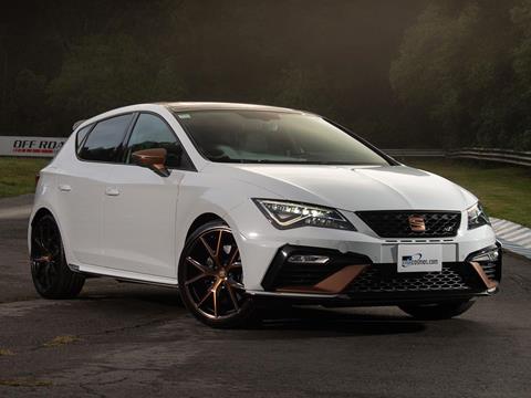 foto CUPRA León 2.0L DSG financiado en mensualidades enganche $176,784 mensualidades desde $8,959