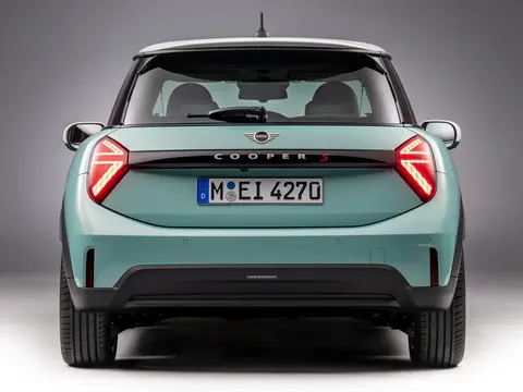 MINI 3 Puertas