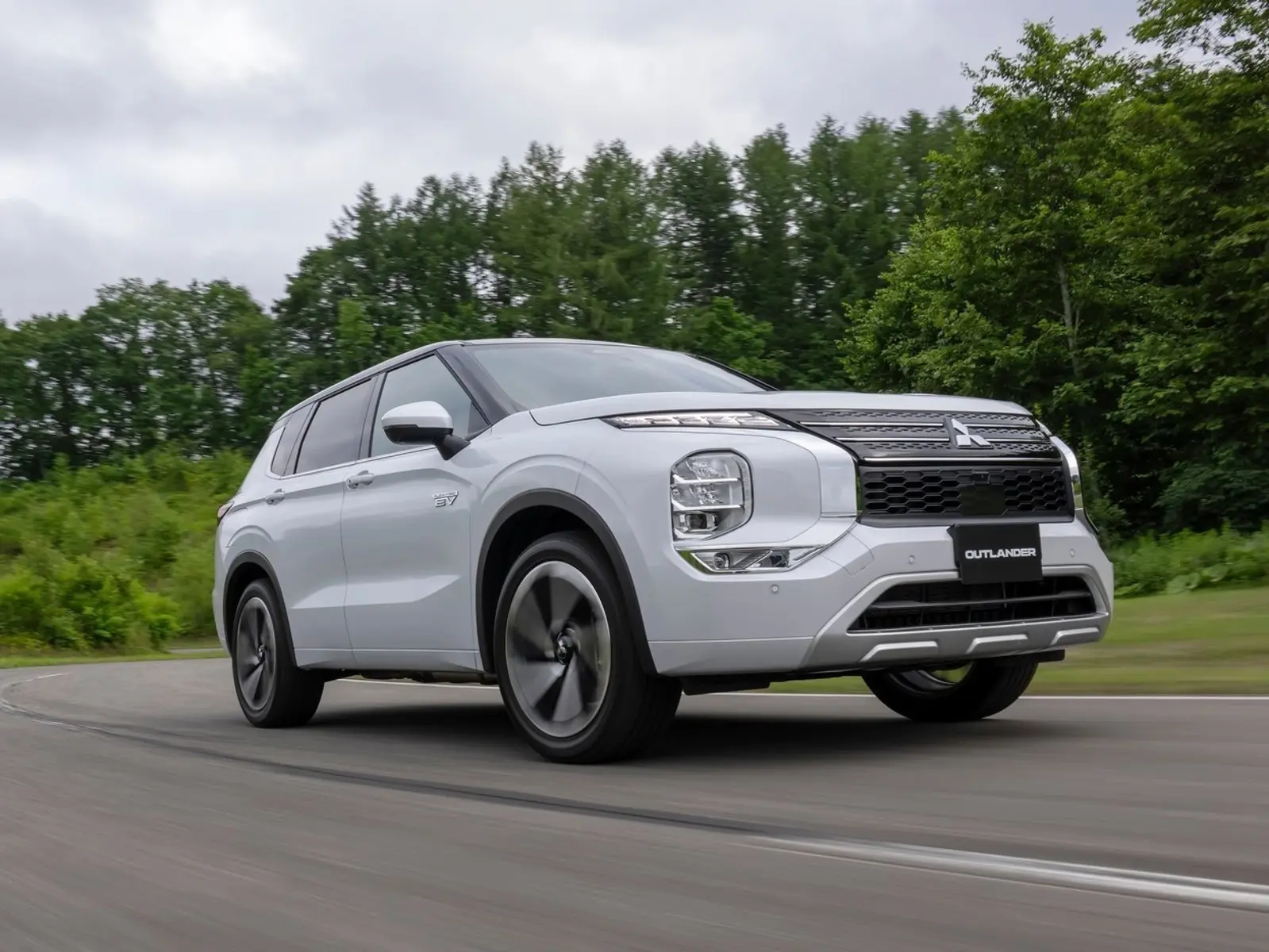 Mitsubishi Outlander PHEV