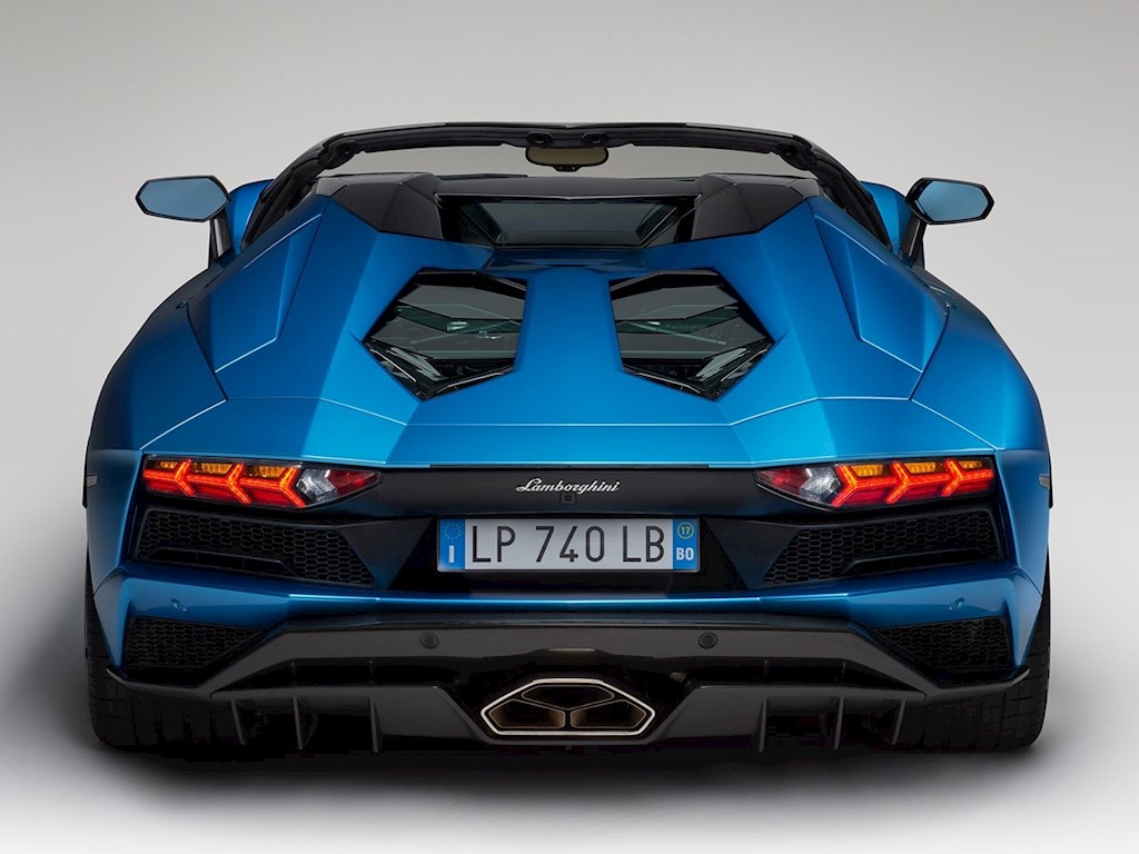 Lamborghini Aventador S Roadster (2020), precios y cotizaciones.