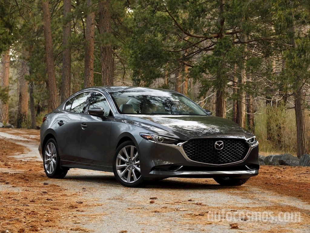 Que tipo de dirección tiene el mazda 3