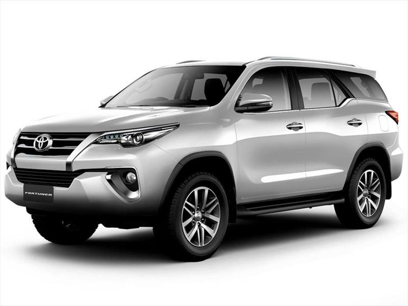 foto Toyota Fortuner 2.7L Full 4x2 nuevo color A elección precio u$s38,590