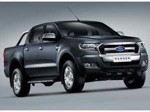 Foto Ford Ranger XLT 4x2 Cabina Doble nuevo color Azul Profundo precio $893,500