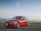 foto BMW Serie 1 Sedán 120iA Sport Line (2019)