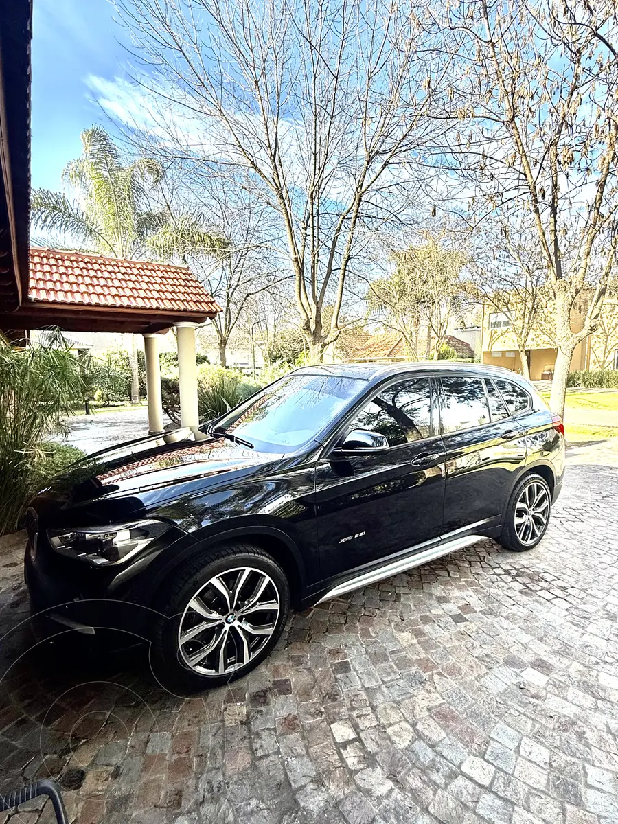 BMW X1 xDrive25i