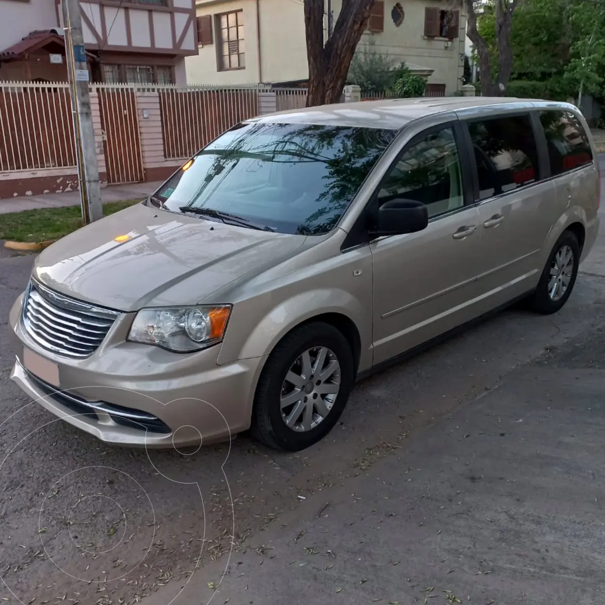 Chrysler Town and Country 3.6L LX