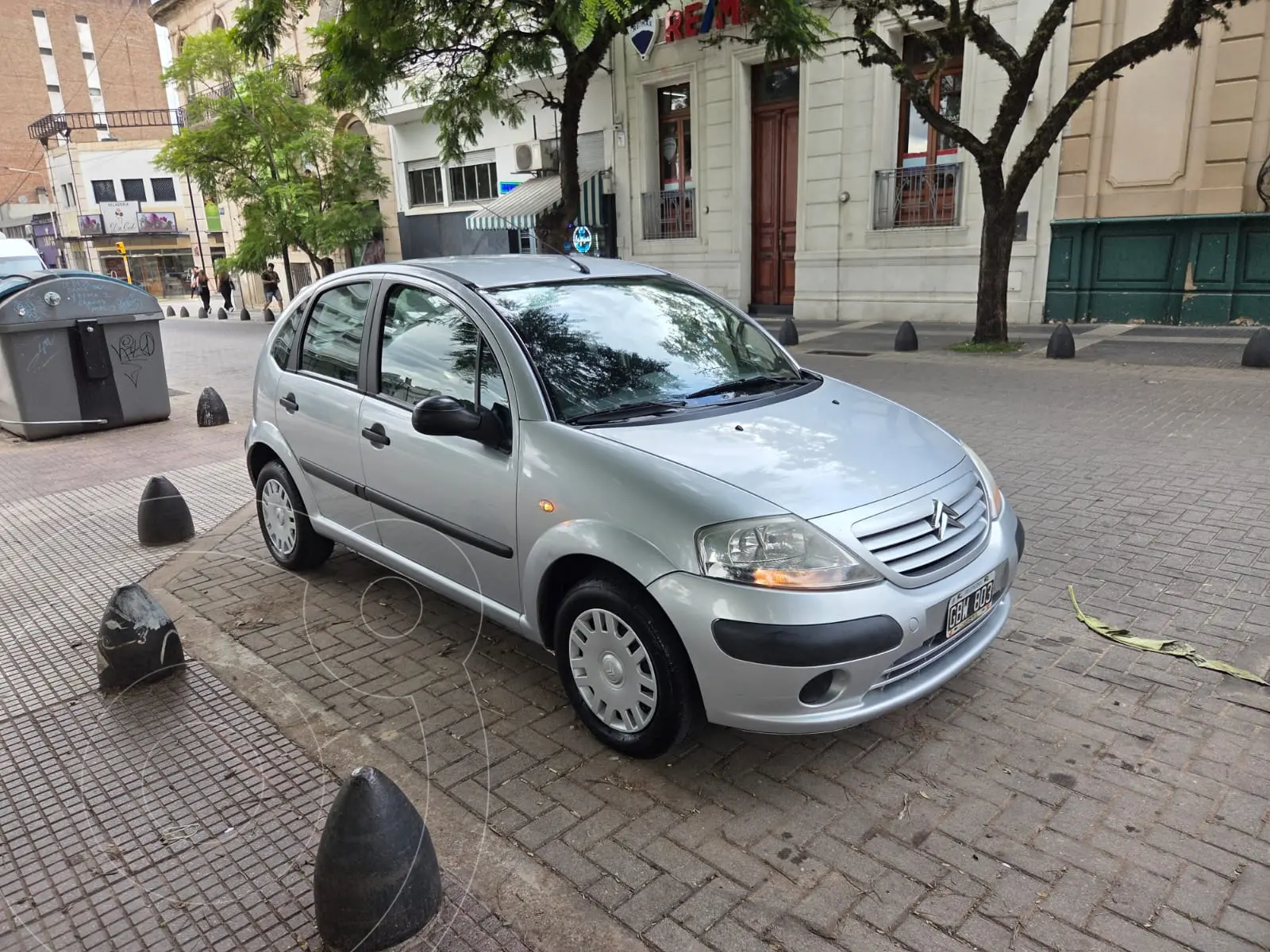 Miniatura 2