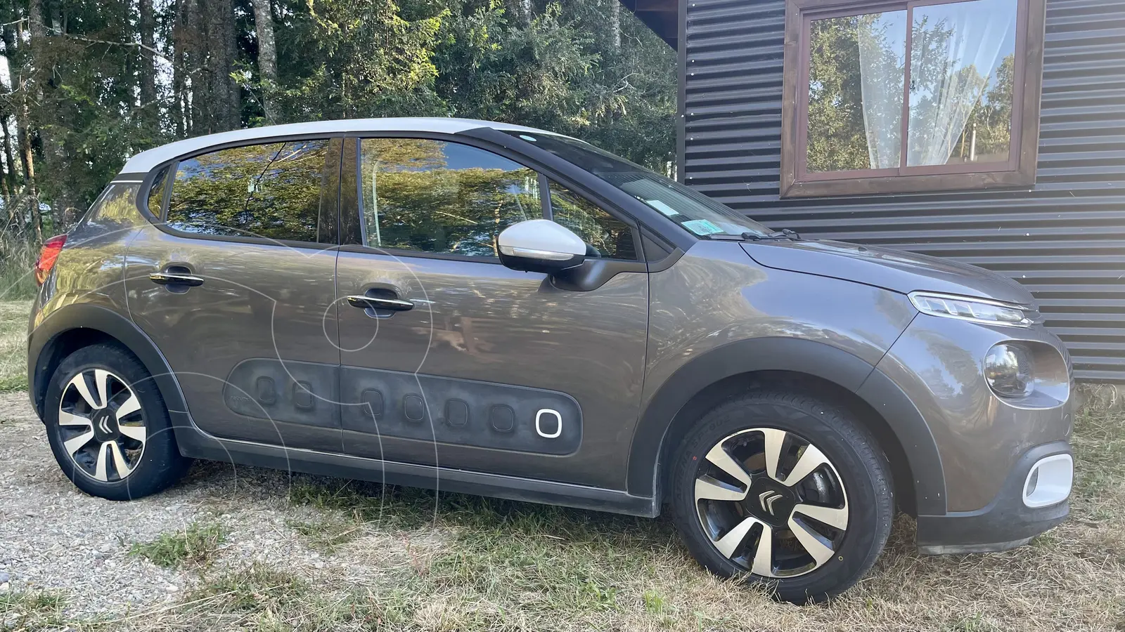 Citroën C3 1.2L PureTech 82 Shine ConnectedCAM