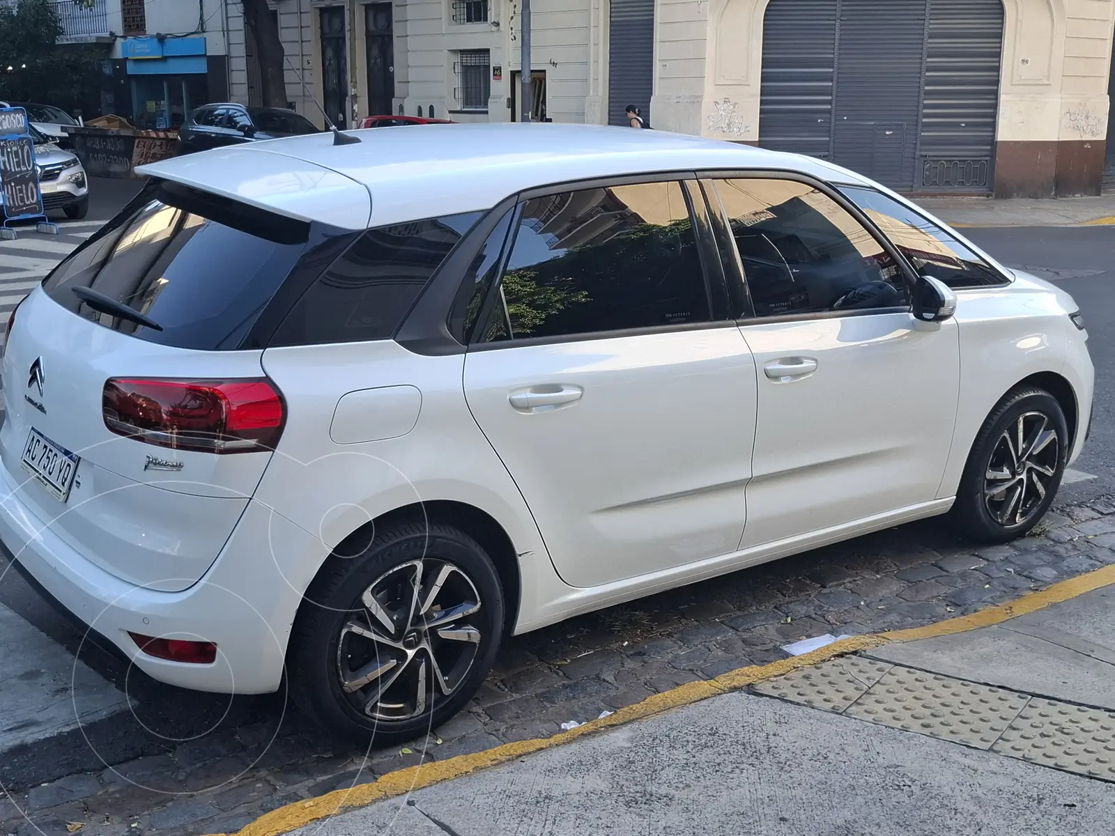 Miniatura 4