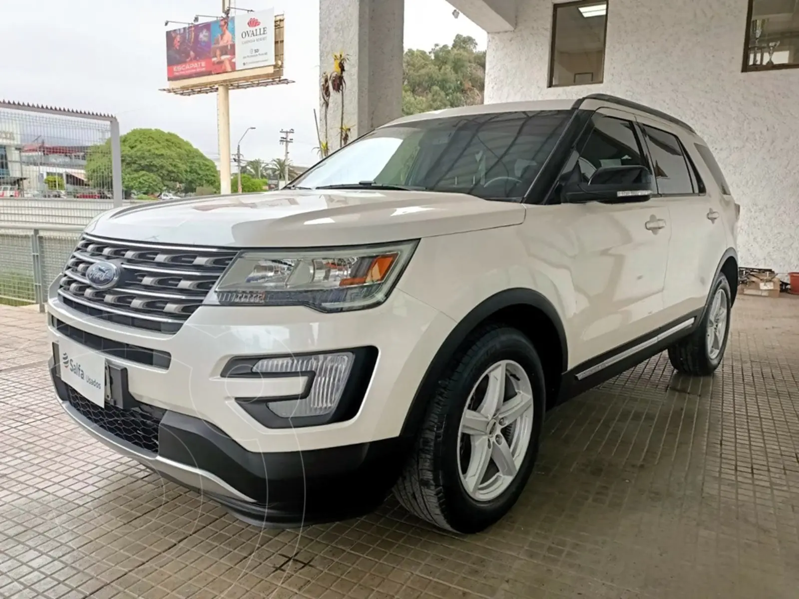 Ford Explorer 3.5L XLT 4x2