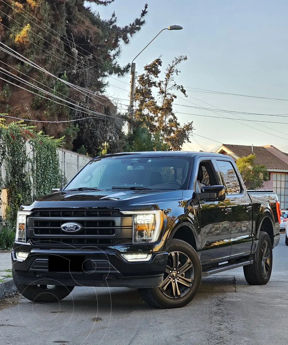 Ford F-150 5.0L Lariat Sport 4x4