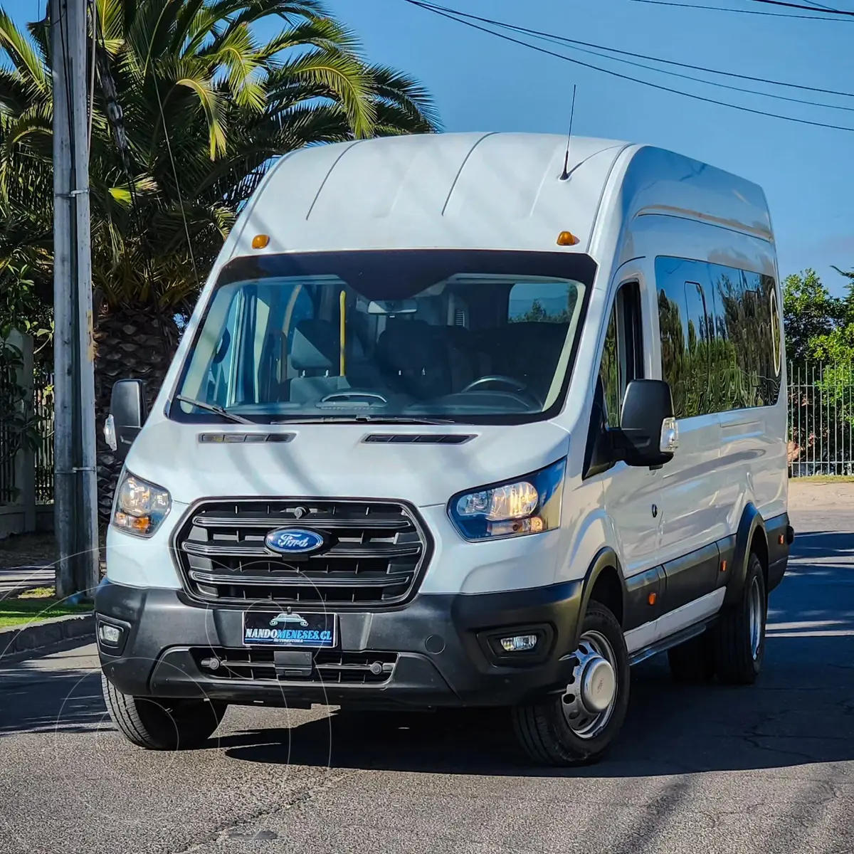 Ford Transit Furgón 2.2L Largo